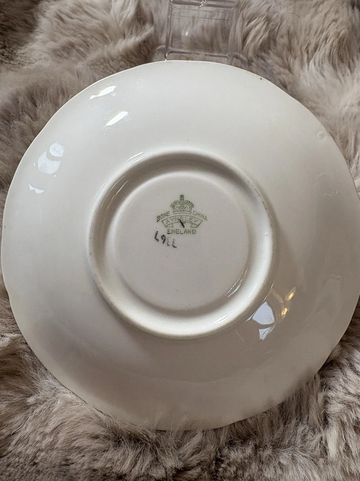 Aynsley Bone China Teacup & Saucer – Desborough Pattern – England – Pings