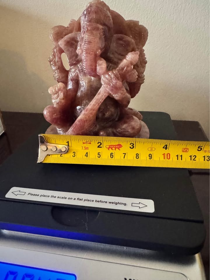 Natural Strawberry Agate Ganesha Statue with Veena – Hand-Carved