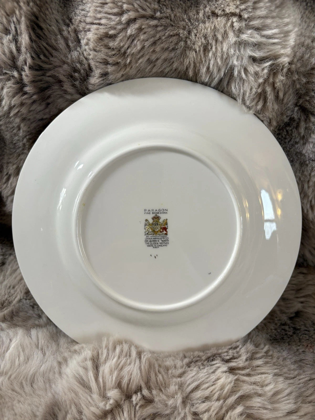 Paragon Chrysanthemum Salad Plate – Fine Bone China – England - Pings