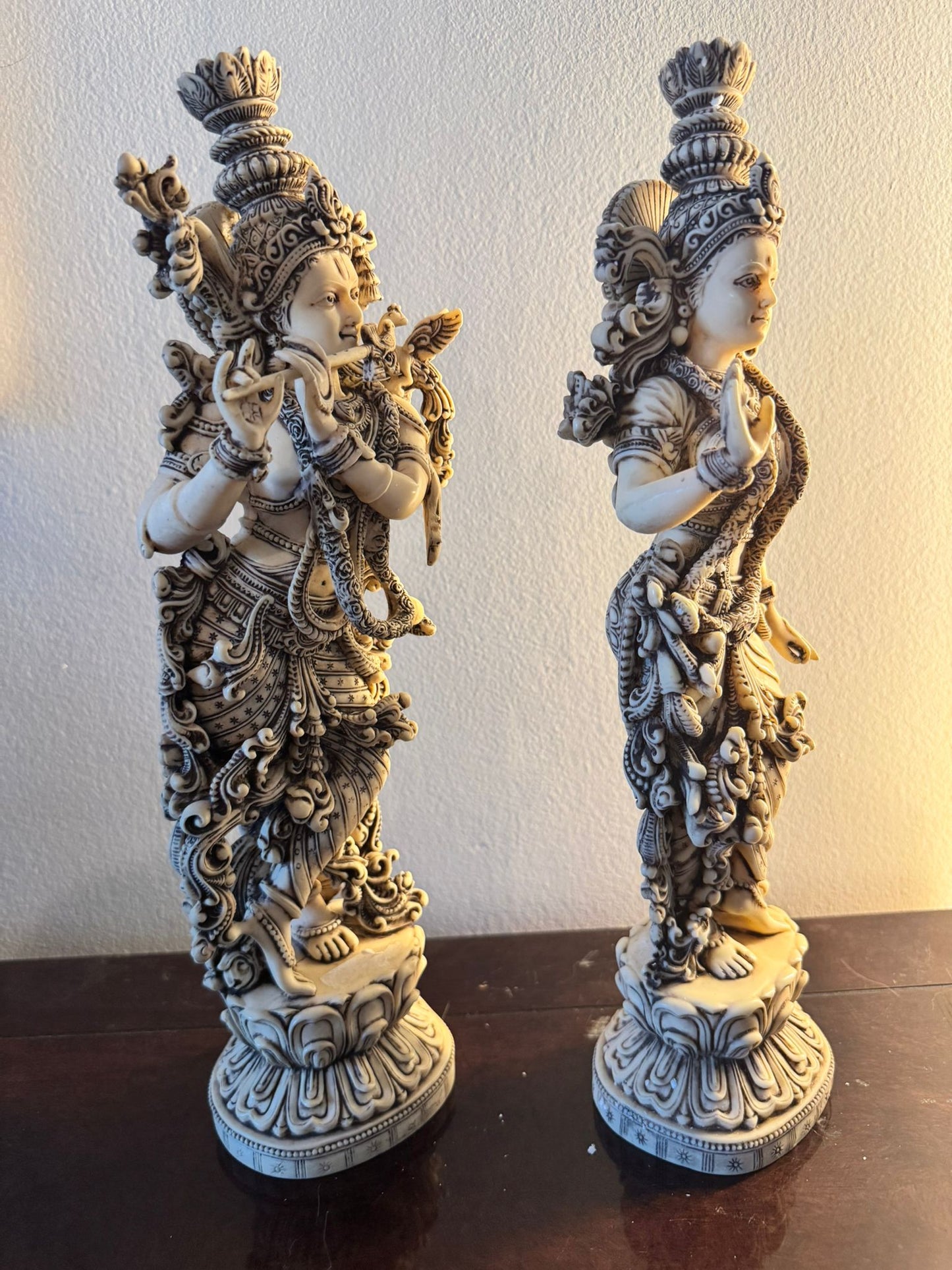 Erotic Couple Statue