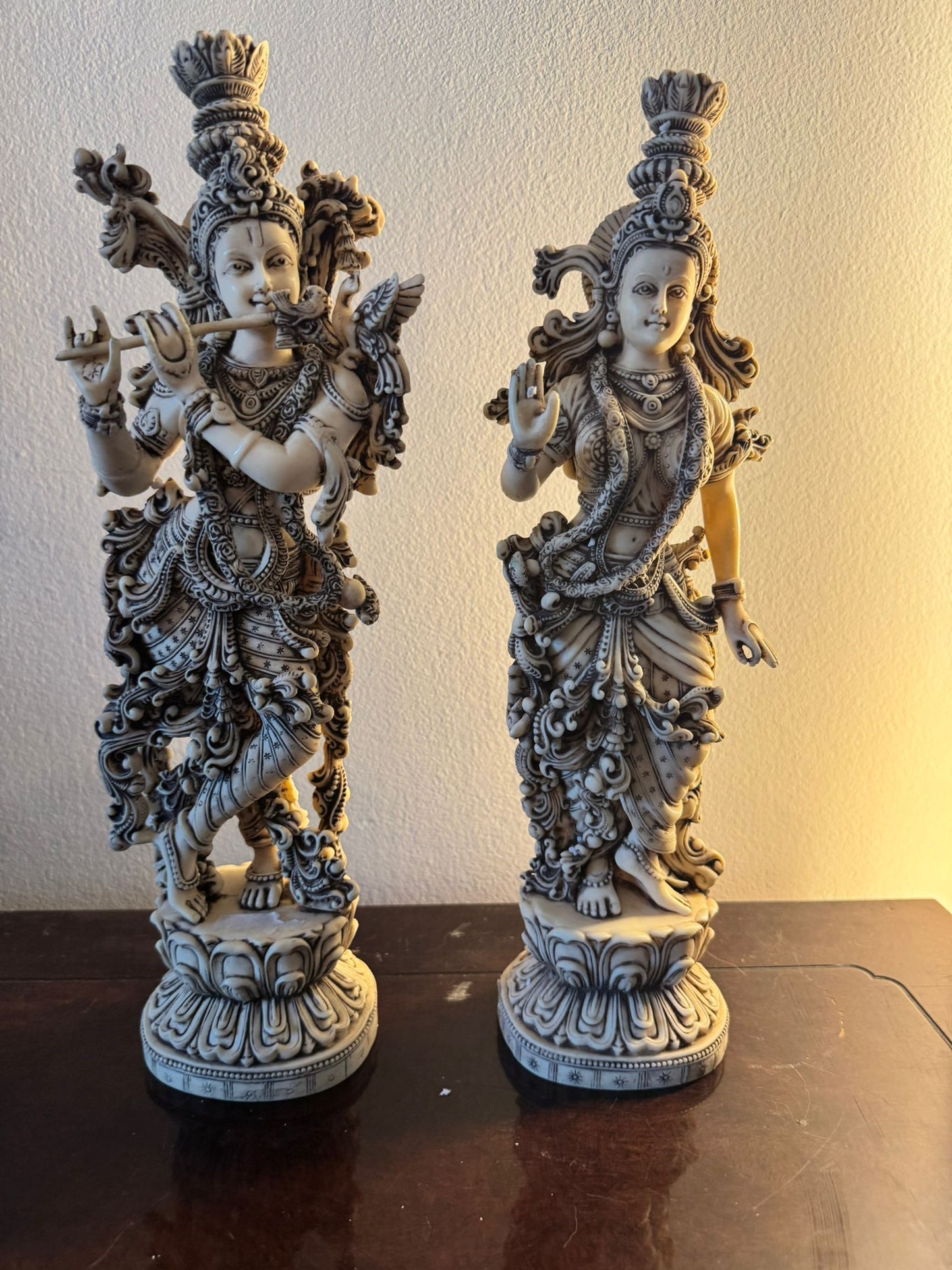 Erotic Couple Statue