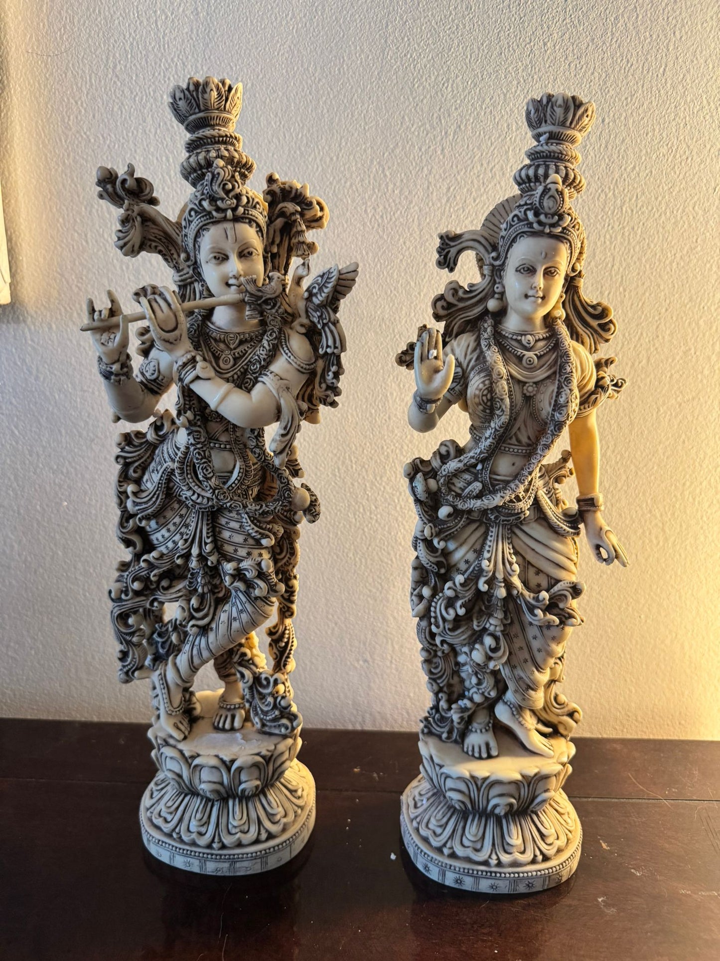Erotic Couple Statue