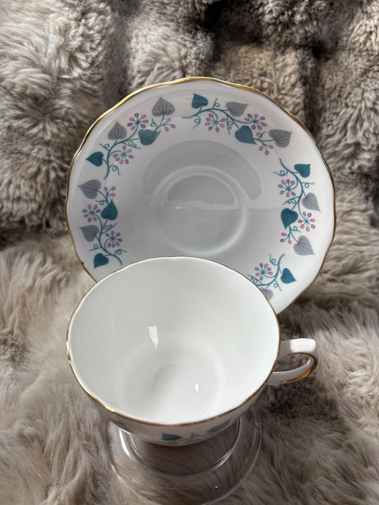 Vintage Royal Vale Bone China Tea Cup & Saucer - Pings