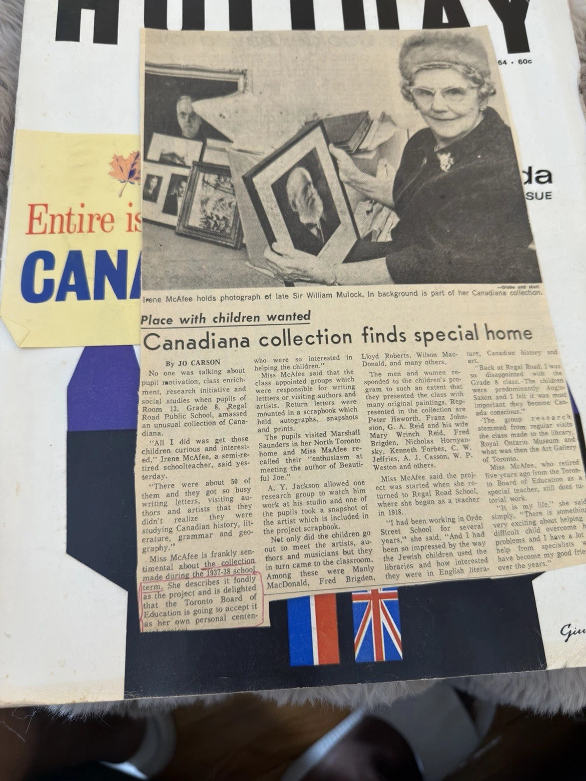 🇨🇦 Vintage Holiday Magazine – April 1964