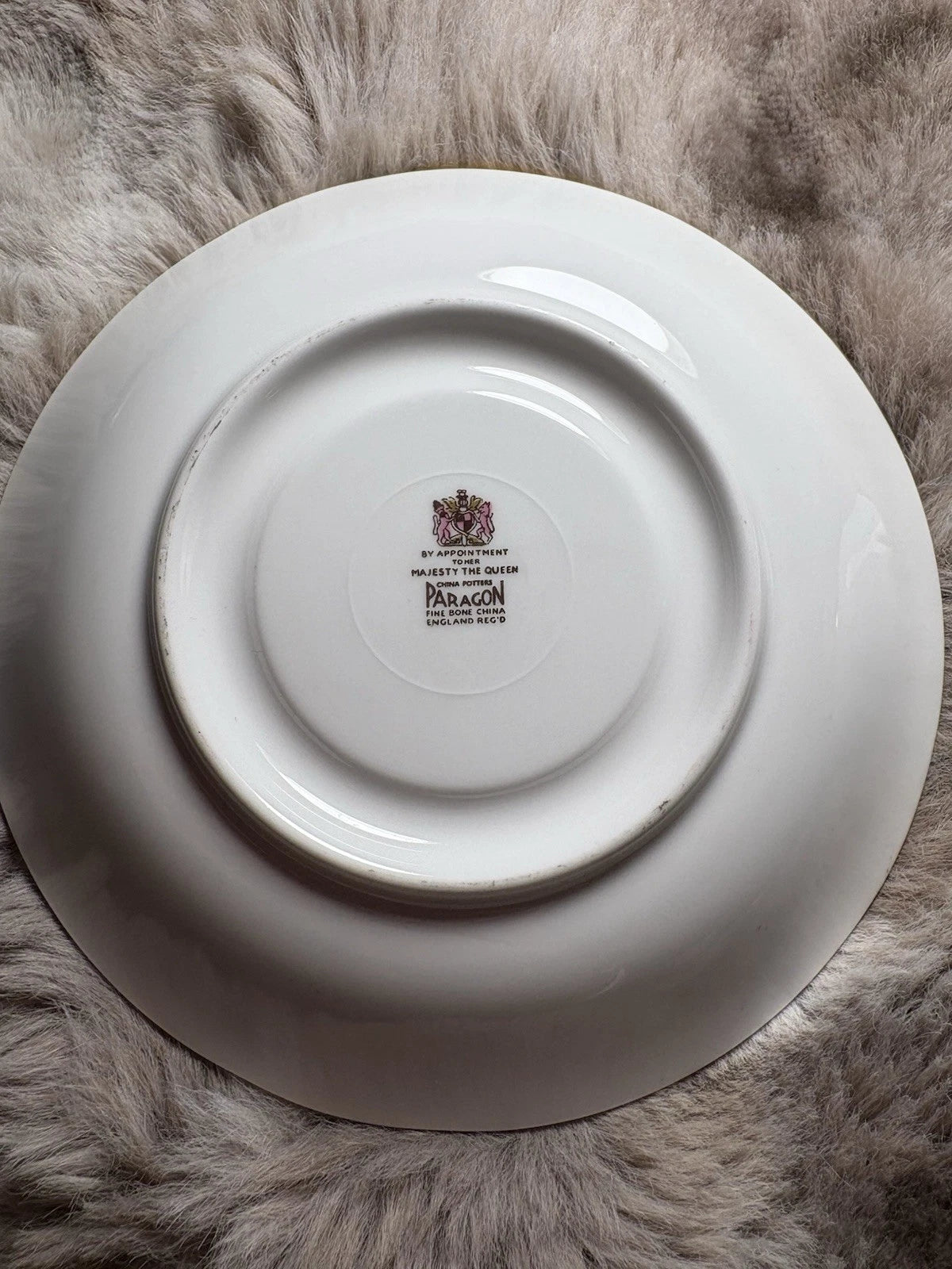 Paragon Tea Cup And Saucer - by appointment to her majesty the queen- Pings 🛎️