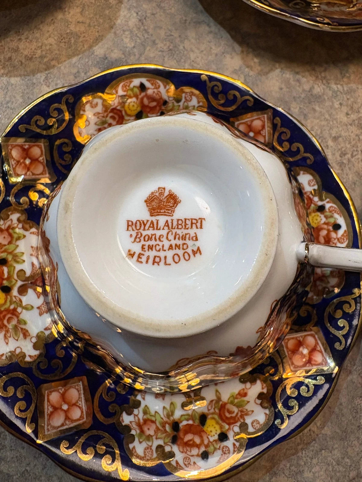 Royal Albert Heirloom 84-Piece Bone China Dinnerware & Tea Set