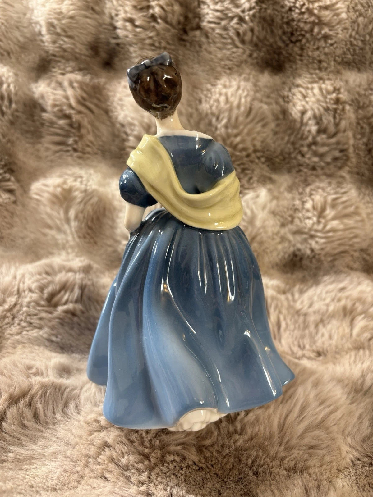 Royal Doulton Figurine – Adrienne HN2304 – Fine Bone China