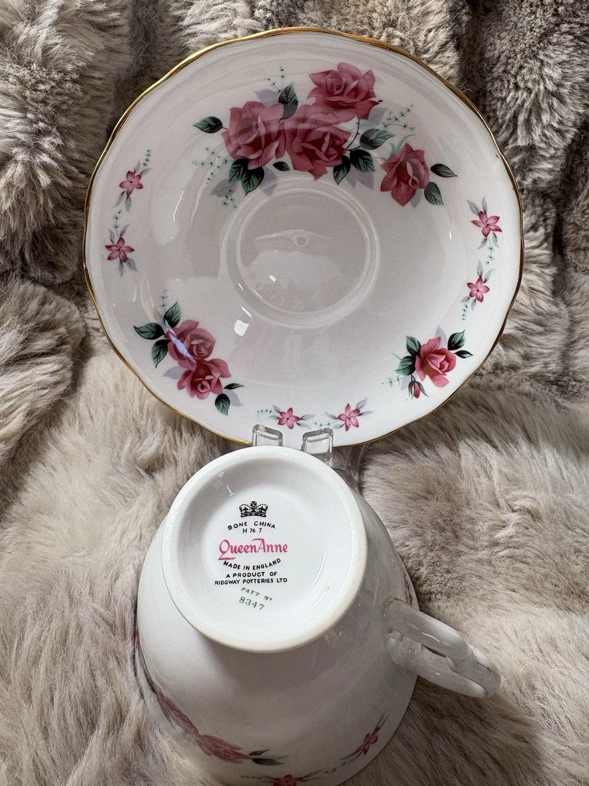 Queen Anne Bone China Tea Cup & Saucer - Crack In Saucer