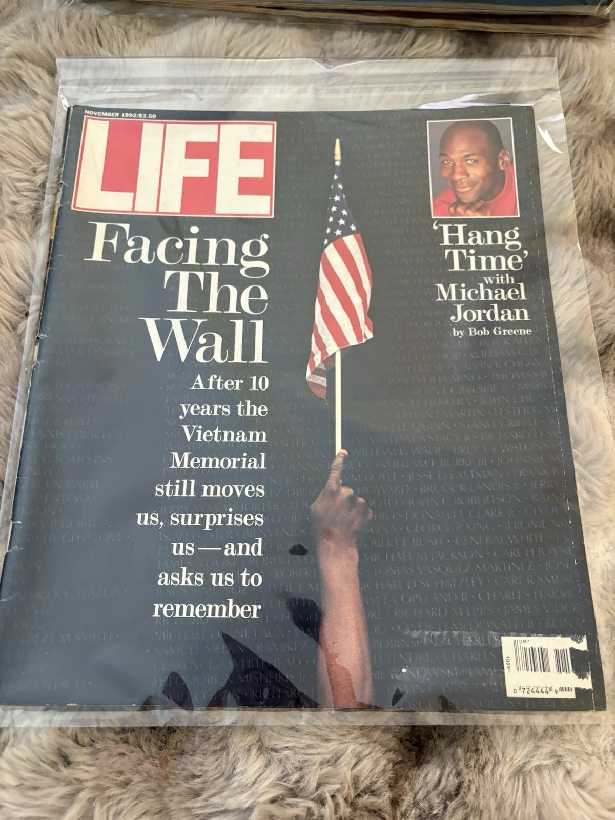 LIFE Magazine November 1992 – Vietnam Memorial 10 Years | Michael Jordan