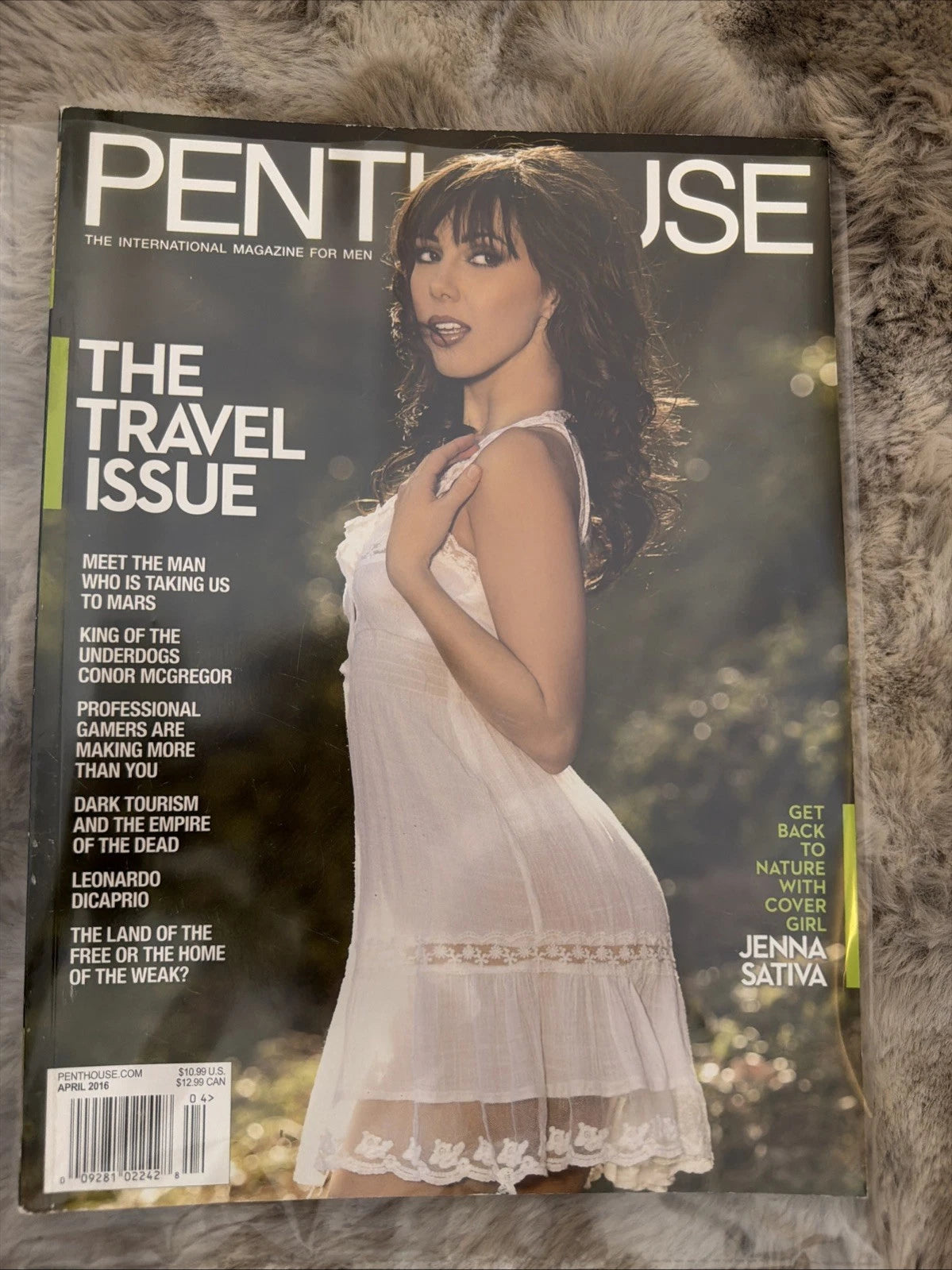 Penthouse April 2016
