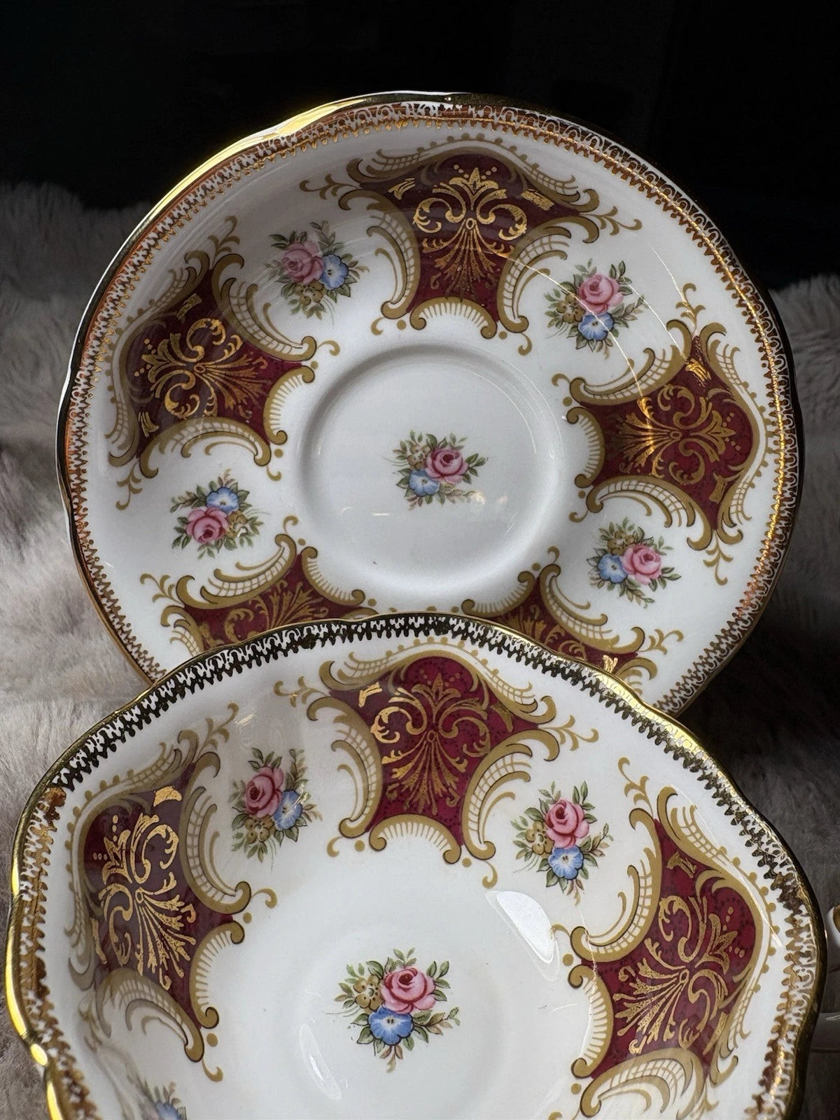 Paragon Tea Cup And Saucer - by appointment to her majesty the queen- Pings 🛎️