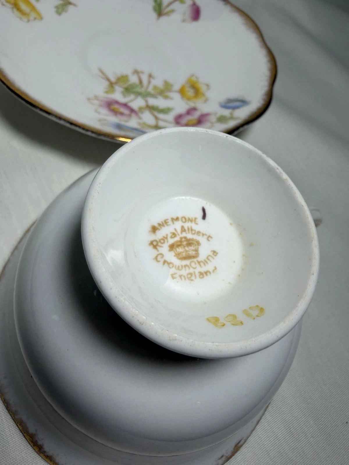 Royal Albert Anemone Tea Cup And Saucer - Pings