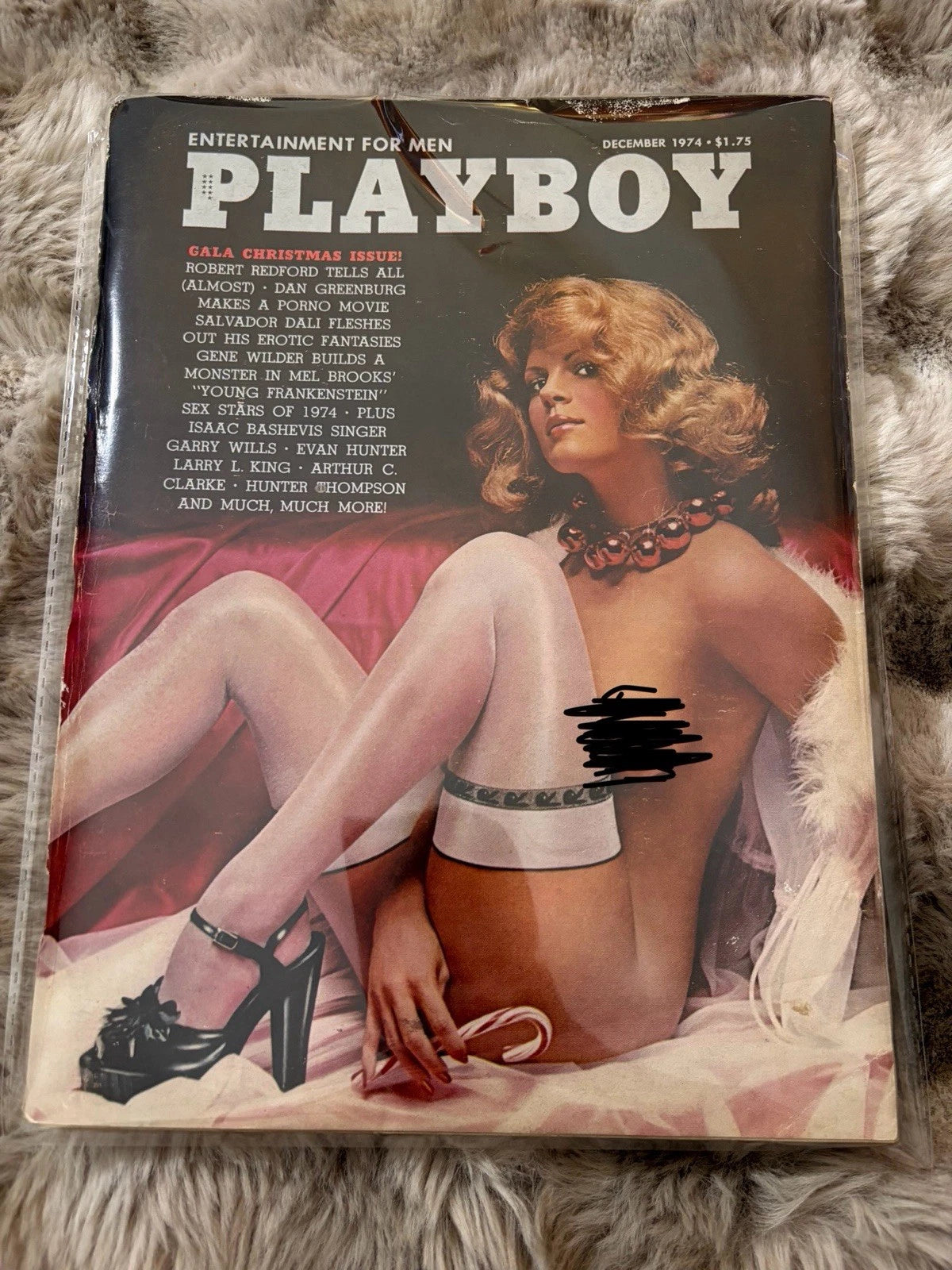 PLAYBOY MAGAZINE - December 1974 - Gala Christmas Issue