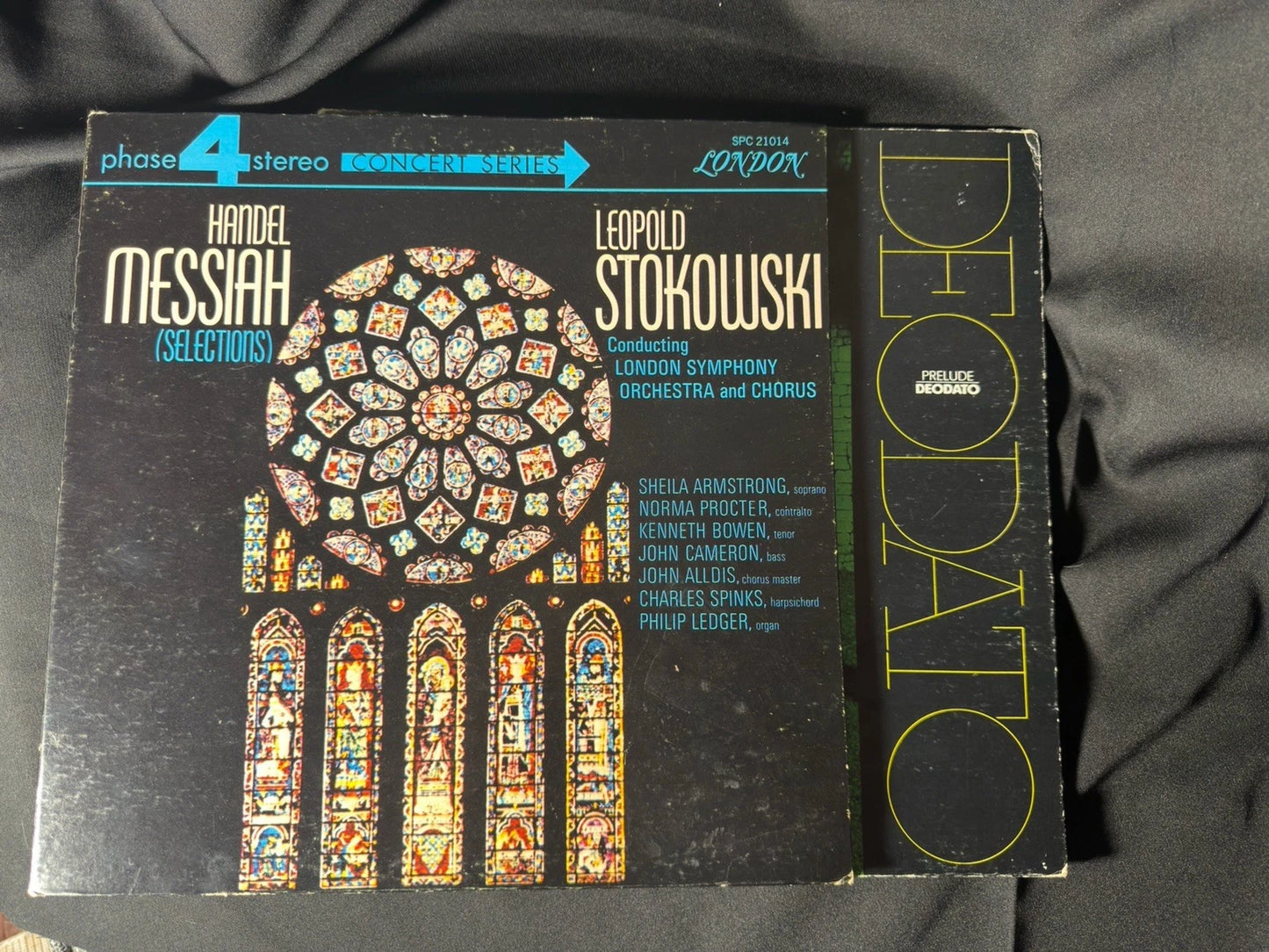 Lot of 2 Vinyl LPs – Deodato Prelude & Handel Messiah Selections