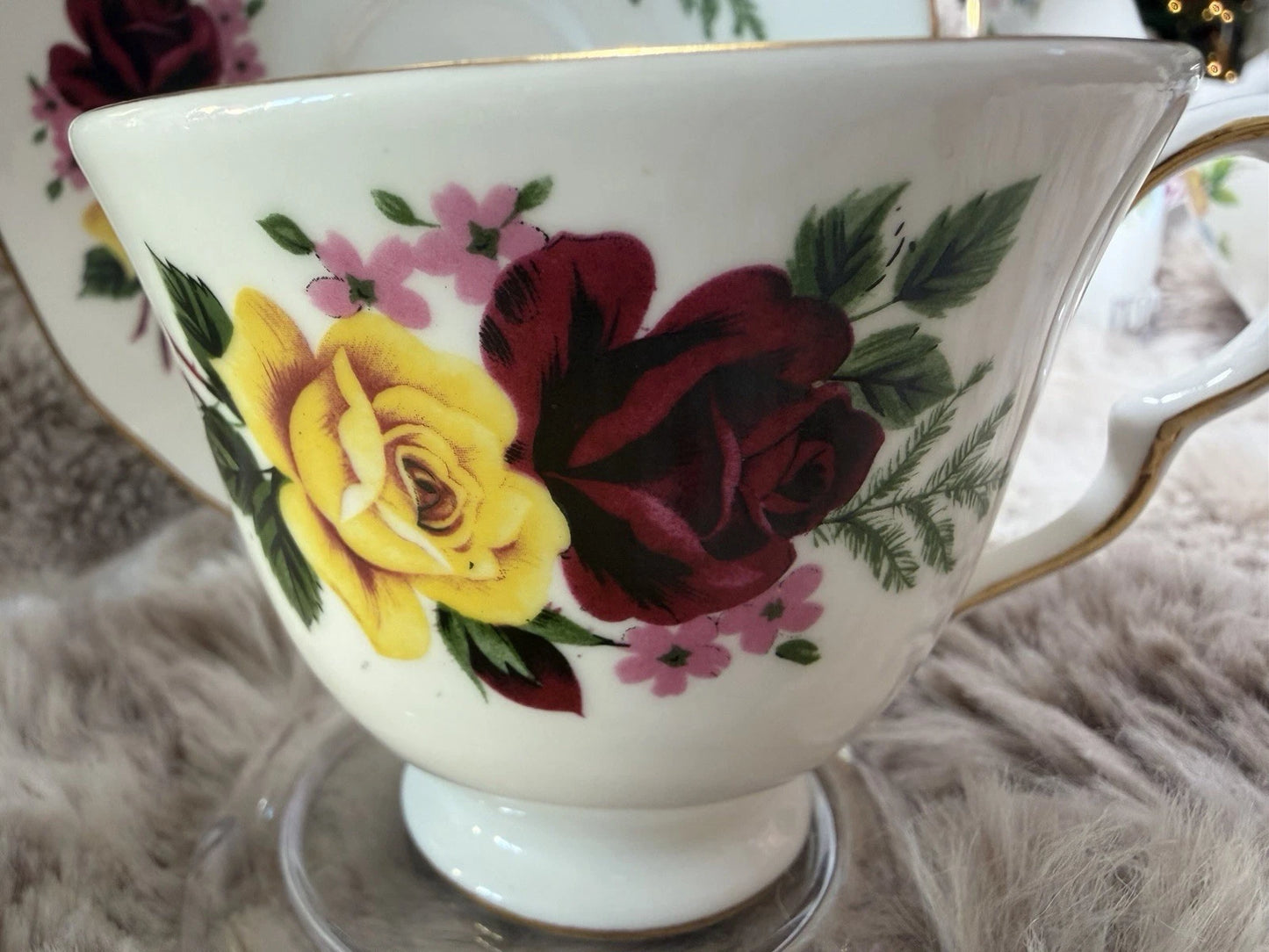 Queen Anne Bone China Tea Cup & Saucer - Crack In Saucer - Pings