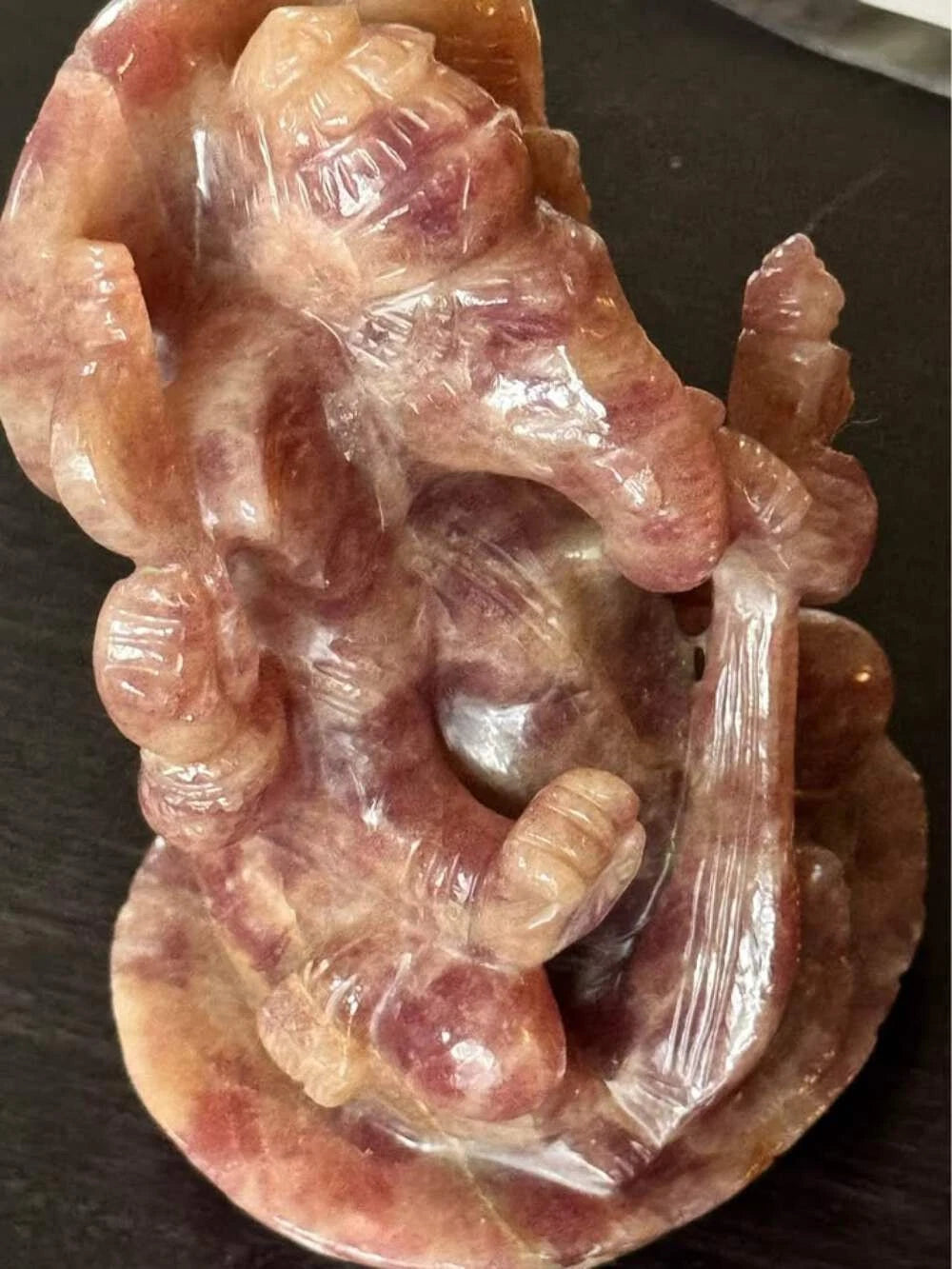 Natural Strawberry Agate Ganesha Statue with Veena – Hand-Carved