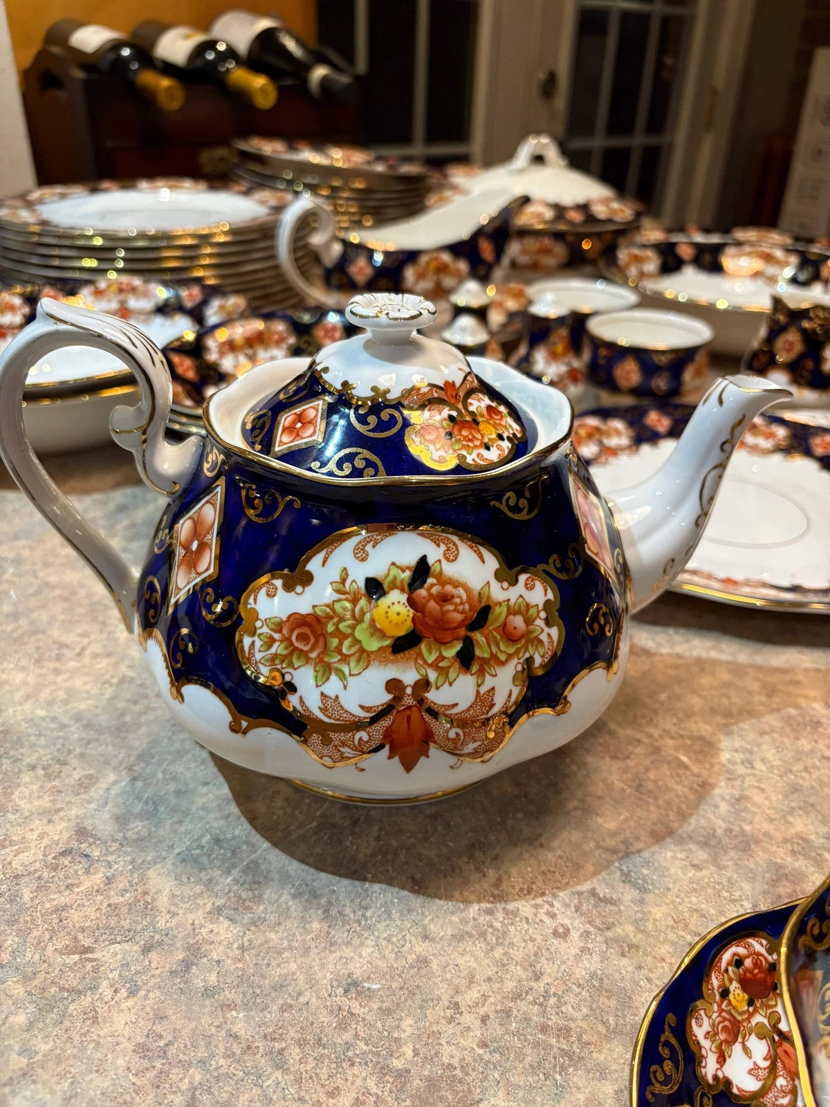 Royal Albert Heirloom 84-Piece Bone China Dinnerware & Tea Set
