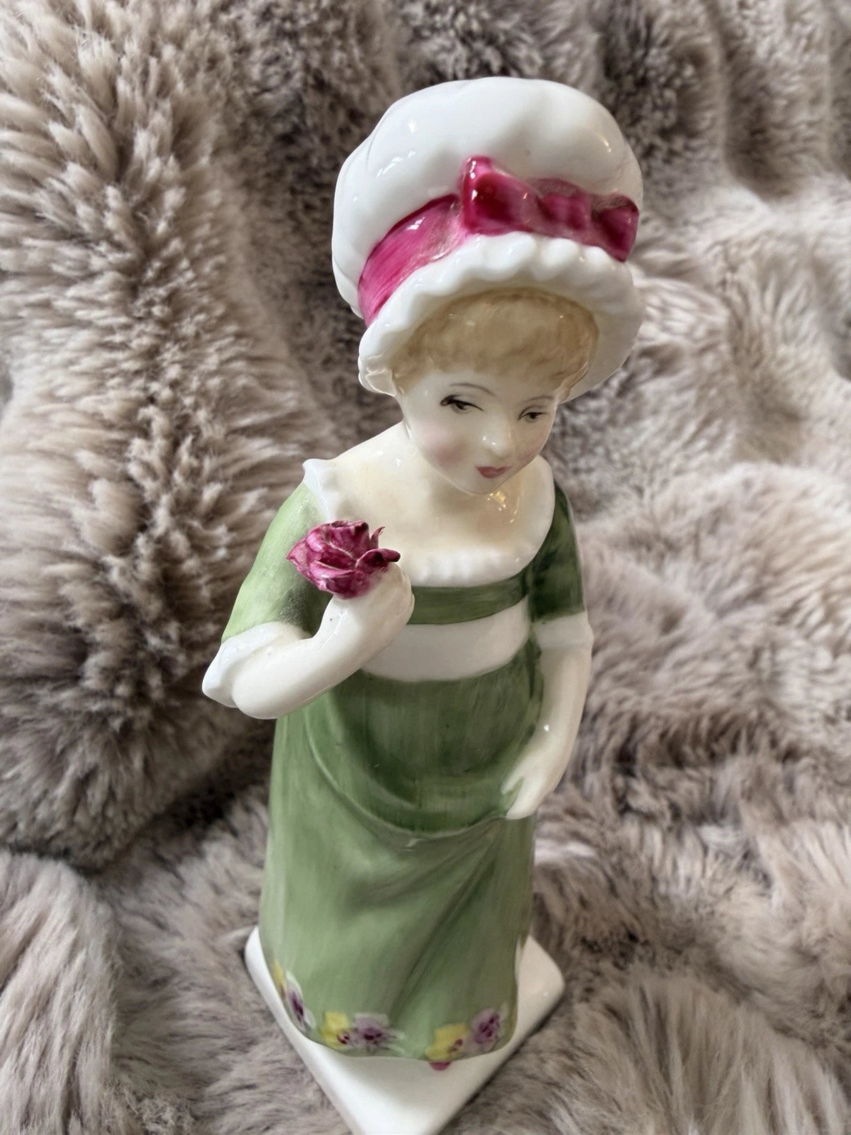 Royal Doulton Kate Greenaway Collection HN2799 "Ruth" Figurine