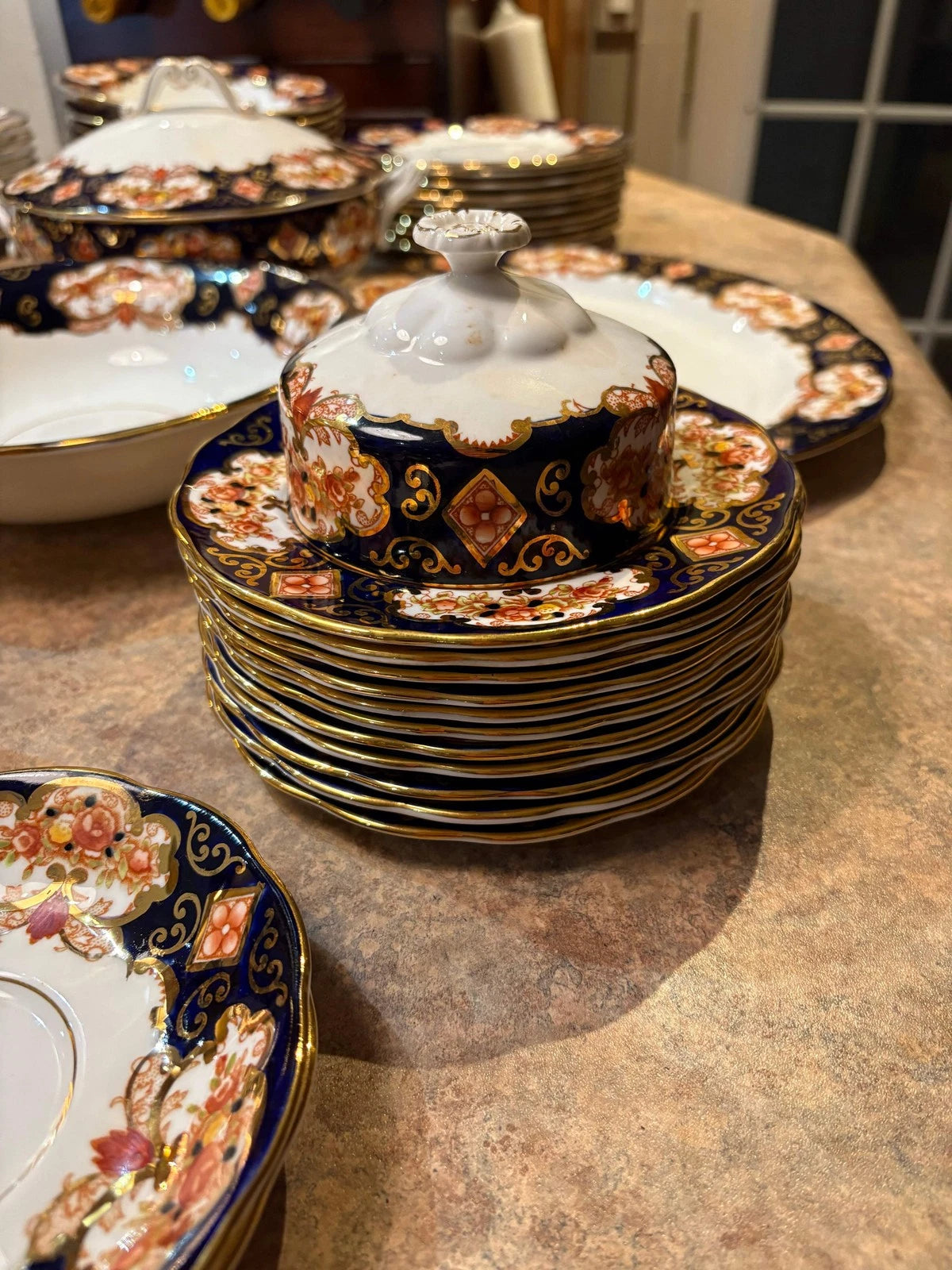 Royal Albert Heirloom 84-Piece Bone China Dinnerware & Tea Set