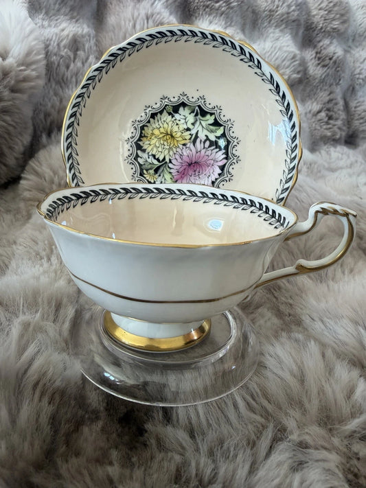 Paragon England Fine Bone China Teacup & Saucer – Cream with Floral