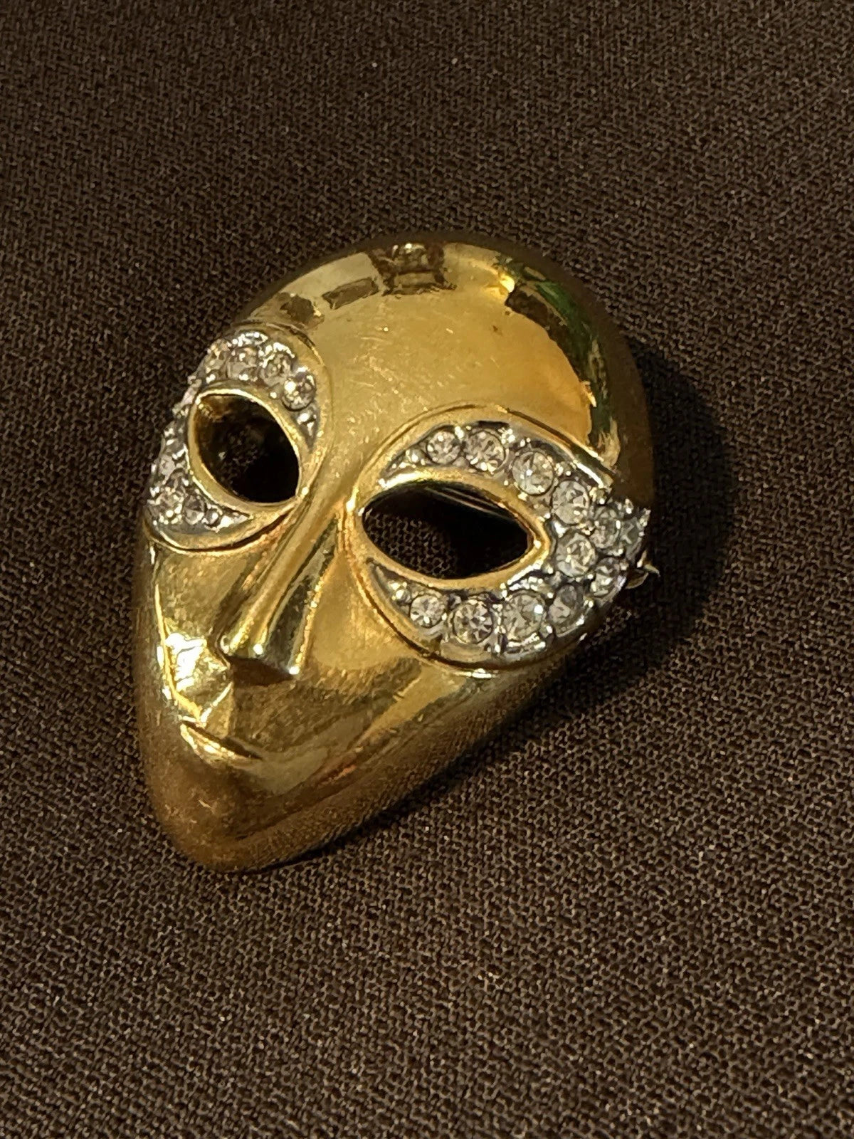 Vintage Butler Gold Tone Mask Brooch Rhinestone Eyes Figural Face Pin Art Deco