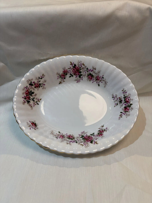 Royal Albert Lavender Rose Oval Serving Bowl Bone China England