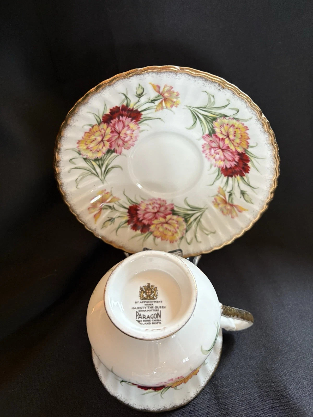 Vintage Paragon Fine Bone China Teacup Saucer Carnation Floral England