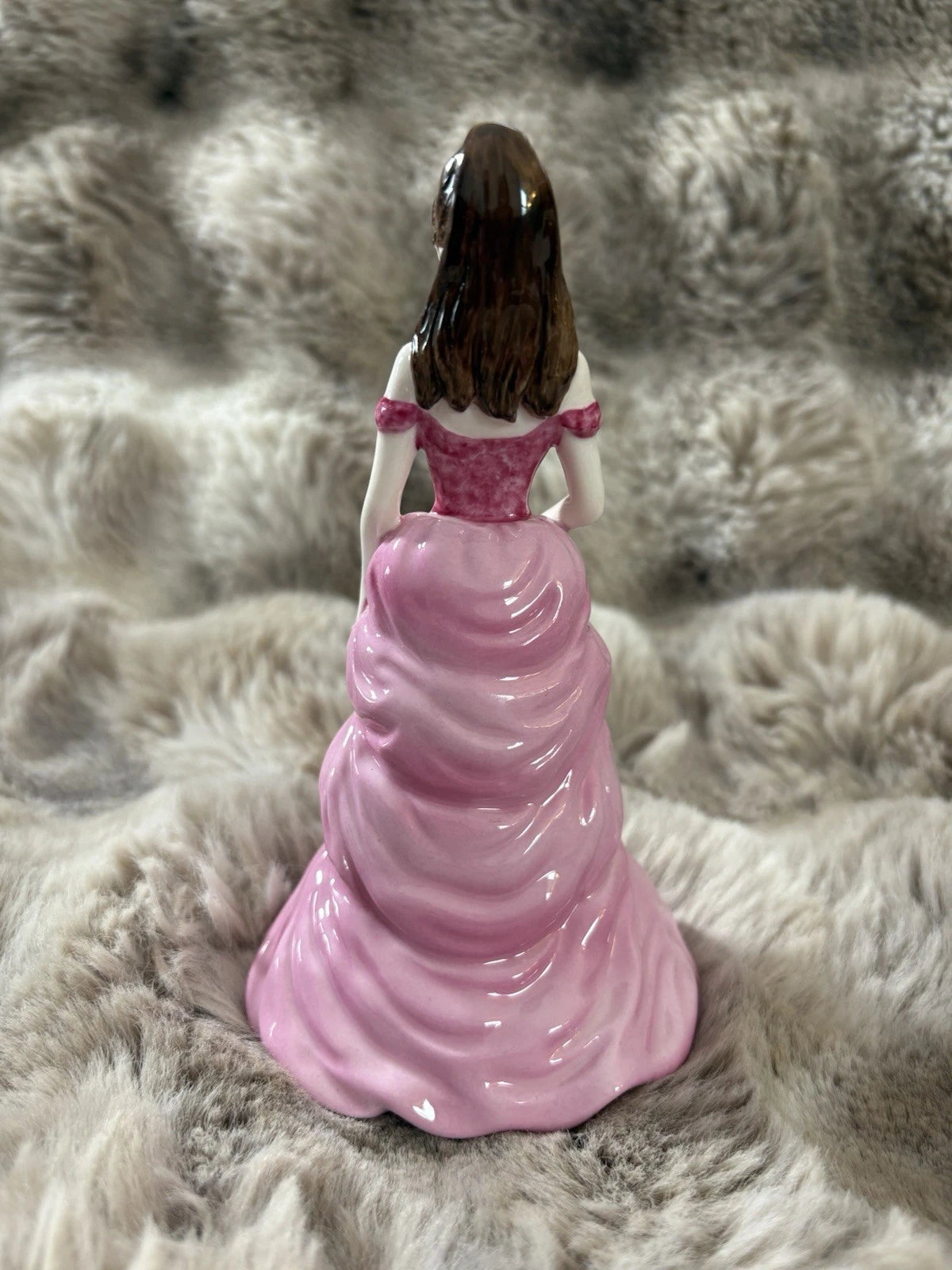 Coalport Debutante Figurine – Chloe – Fine Bone China