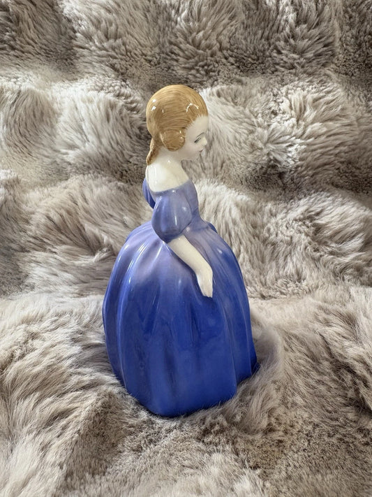 Royal Doulton Figurine – Marie HN 1370 – Fine Bone China