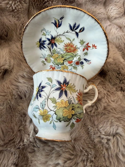 🌸 Paragon Fine Bone China Cup – Oriental Series “Ming” - Fine crack