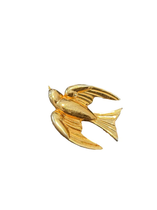 Vintage Coro Gold Tone Swallow Bird Brooch Figural Flying Pin Signed