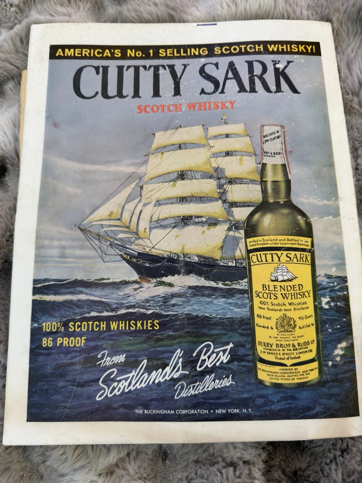 🇨🇦 Vintage Holiday Magazine – April 1964