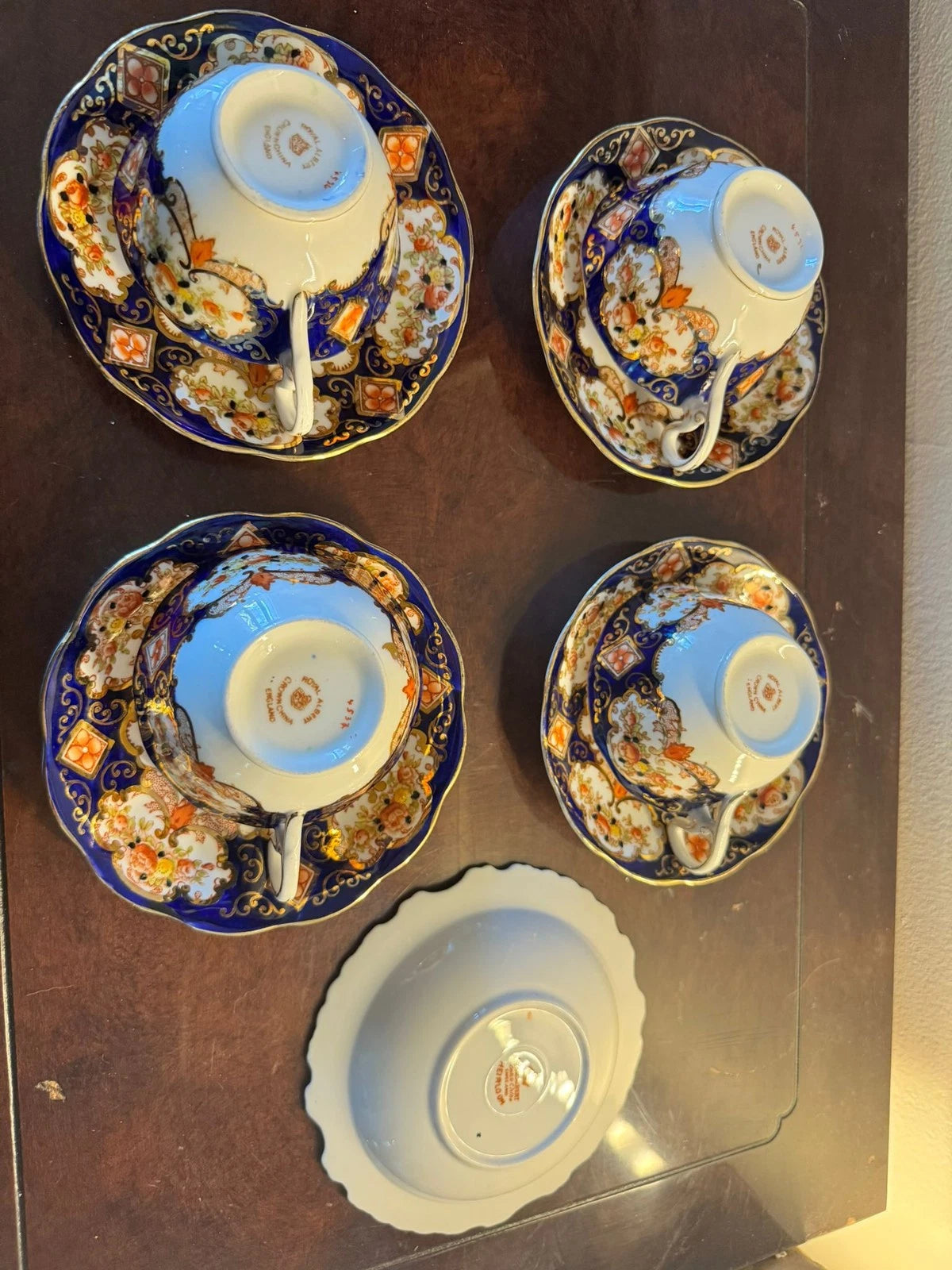 Royal Albert Heirloom