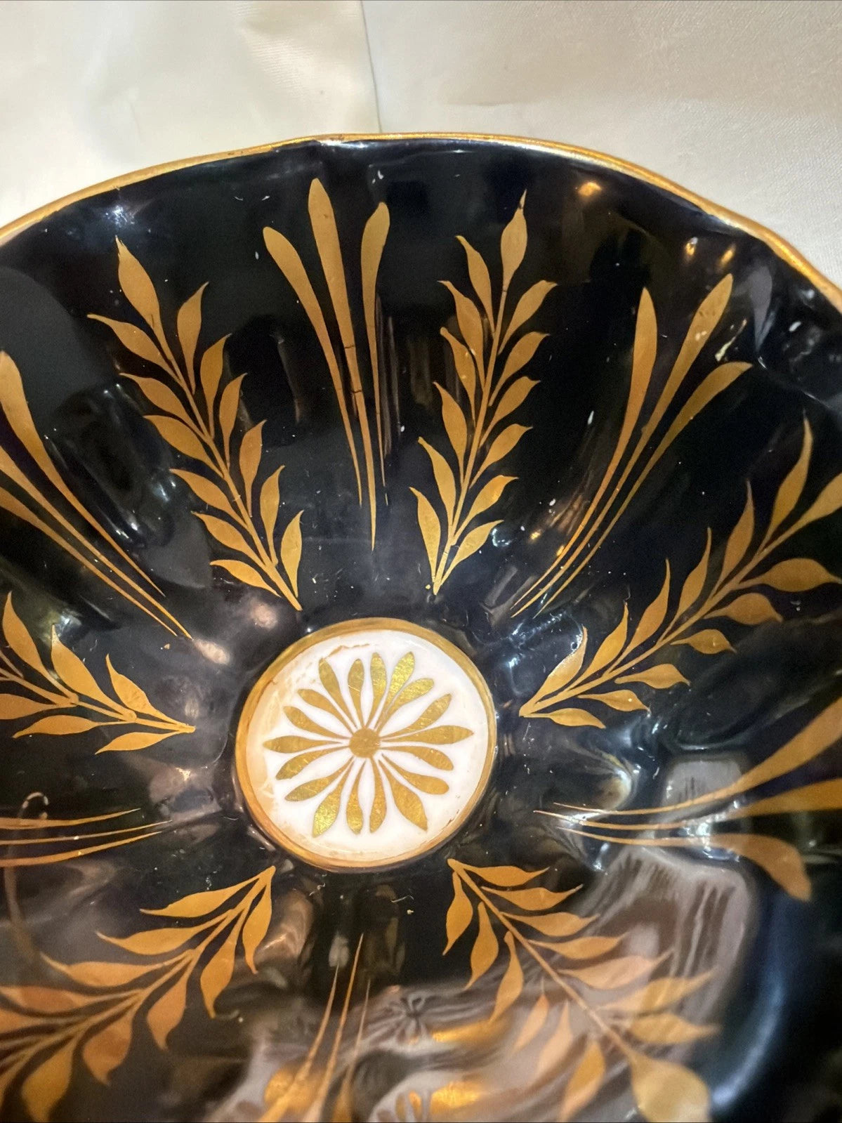 Queen Anne tea cup and saucer - Visible Wear
