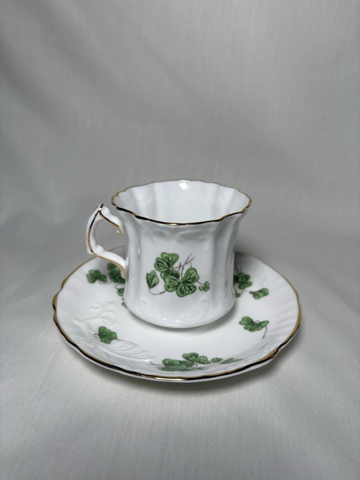 Vintage Hammersley "Lucky Shamrock" Bone China Embossed Tea Cup & Saucer- Pings