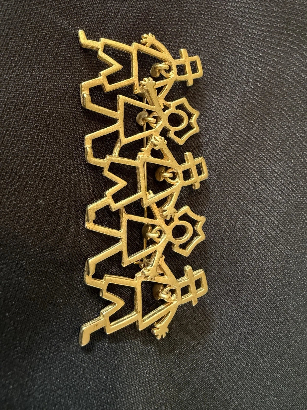 Vintage OAJC Gold Tone Figural Brooch Pin Dancing People Linked