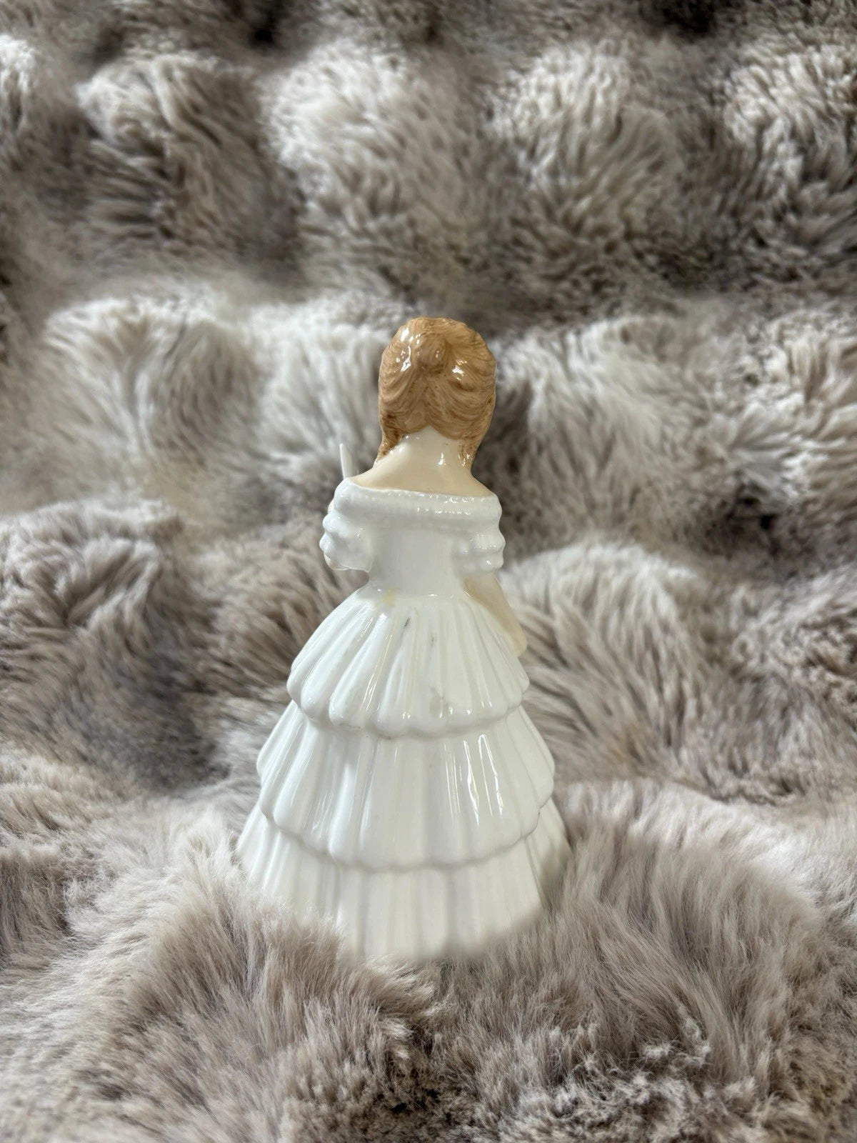 Royal Doulton Figurine – Julie HN 2995 – Fine Bone China
