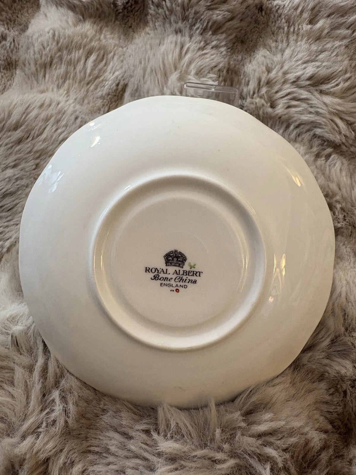 Royal Albert Green & Gold Teacup & Saucer Bone China England Vintage- Pings