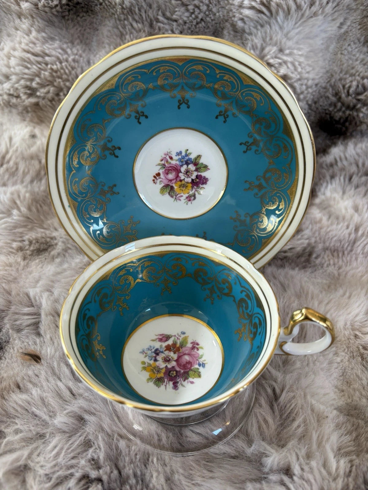 Aynsley England Turquoise Teacup & Saucer | Gold Gilt | Floral Centre - Pings