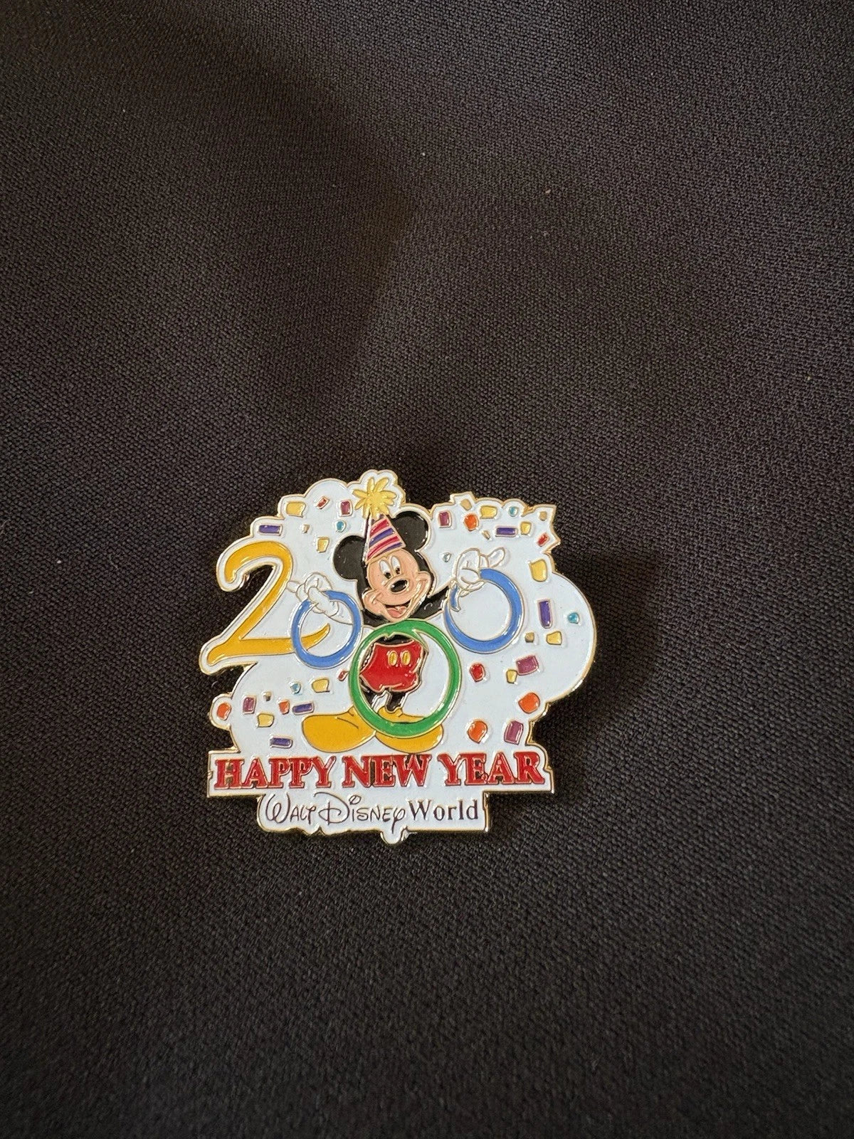 2000 Millennium Happy New Year Pin Mickey Mouse Limited Edition 20,000