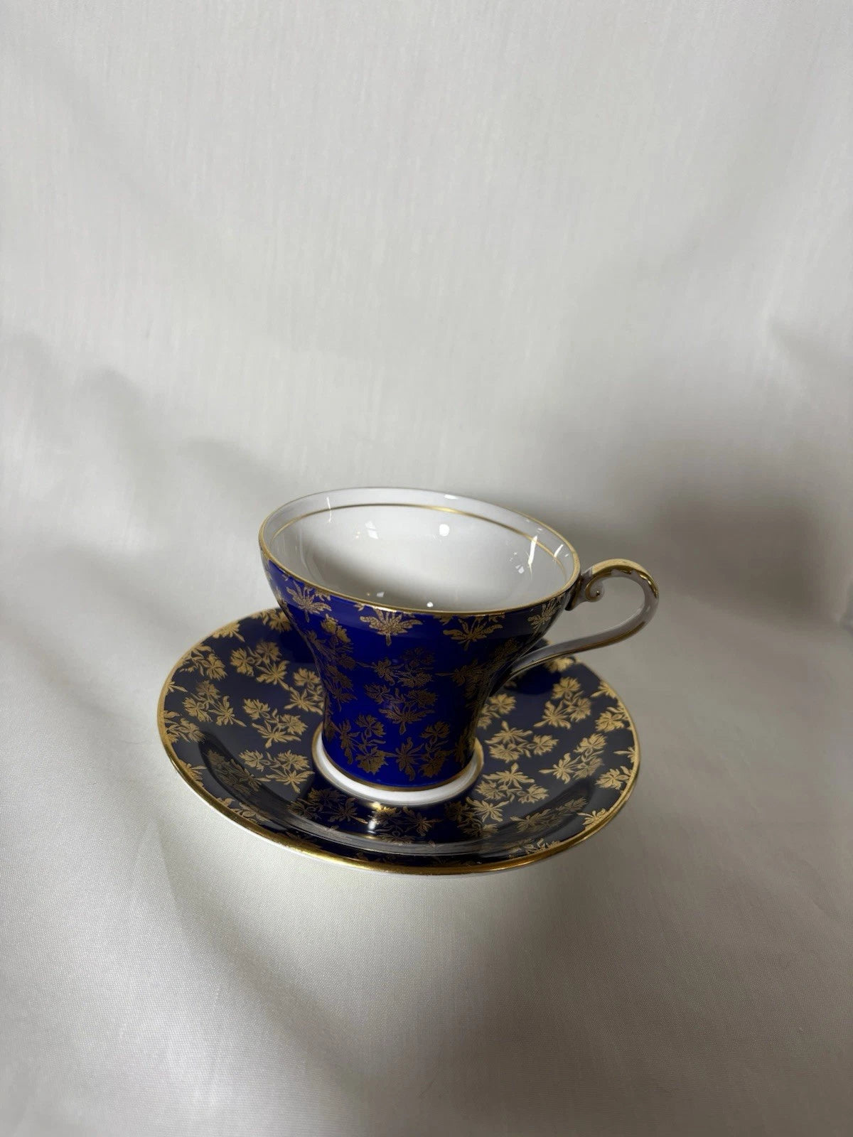Aynsley England Bone China Cup & Saucer Blue Gold Leaf Cracked Cup- Fine Crack