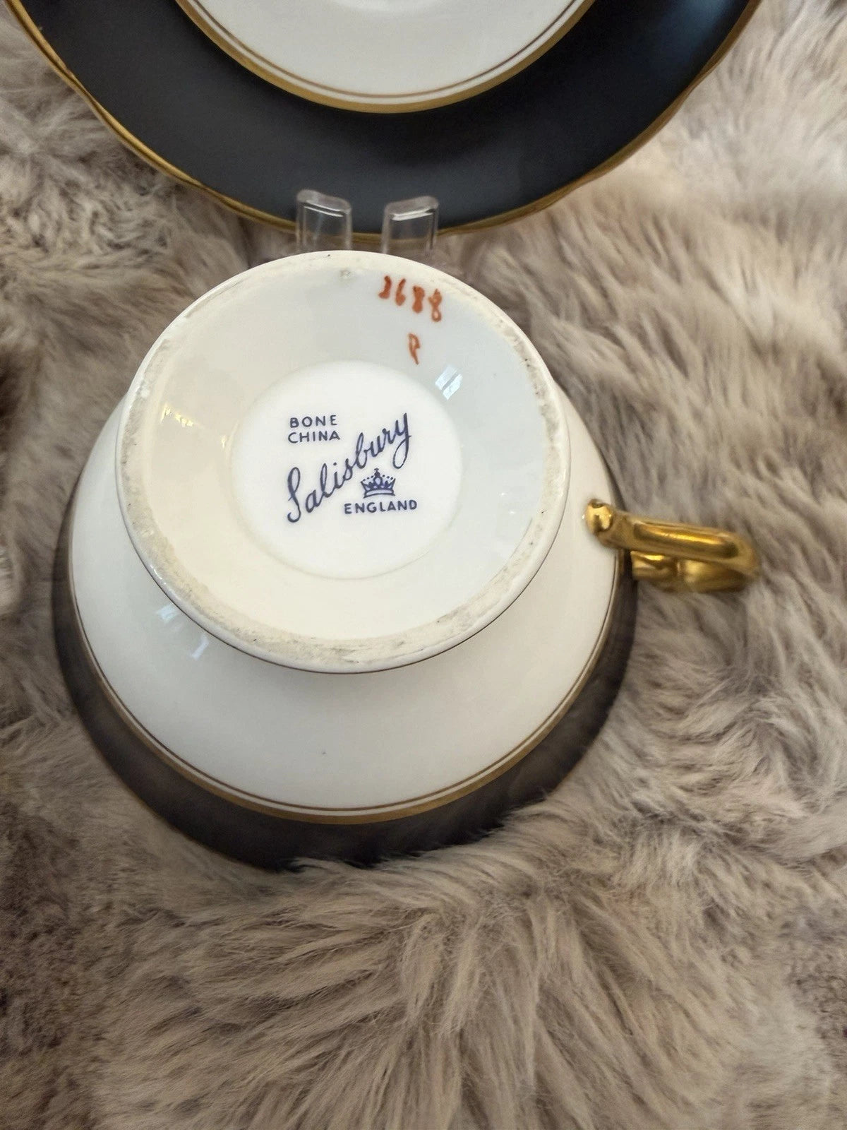 Salisbury Bone China Tea Cup & Saucer | Black & Gold | England | Vintage - Pings