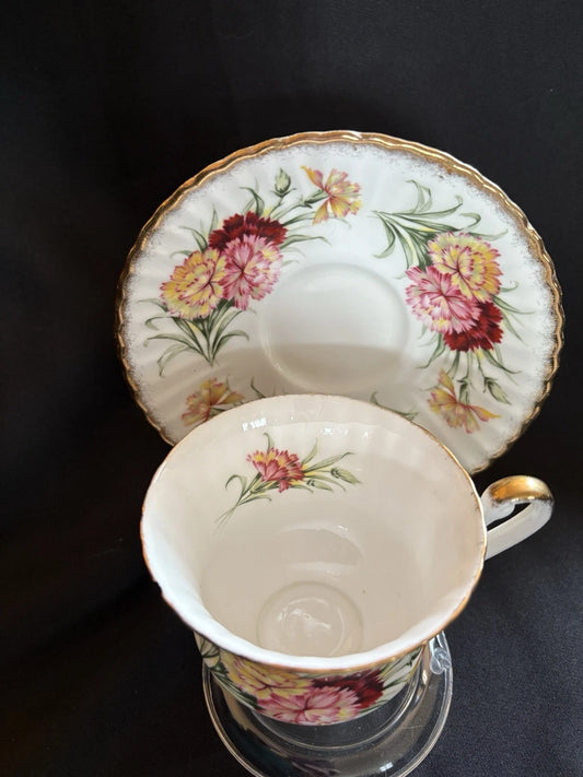 Vintage Paragon Fine Bone China Teacup Saucer Carnation Floral England