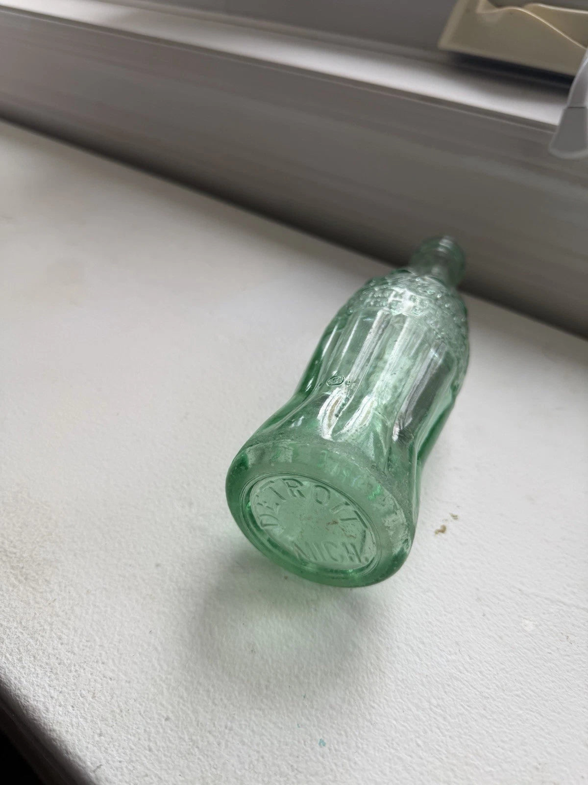 Vintage Coca-Cola Bottle – 6.5 oz – Detroit, Michigan – Green Glass