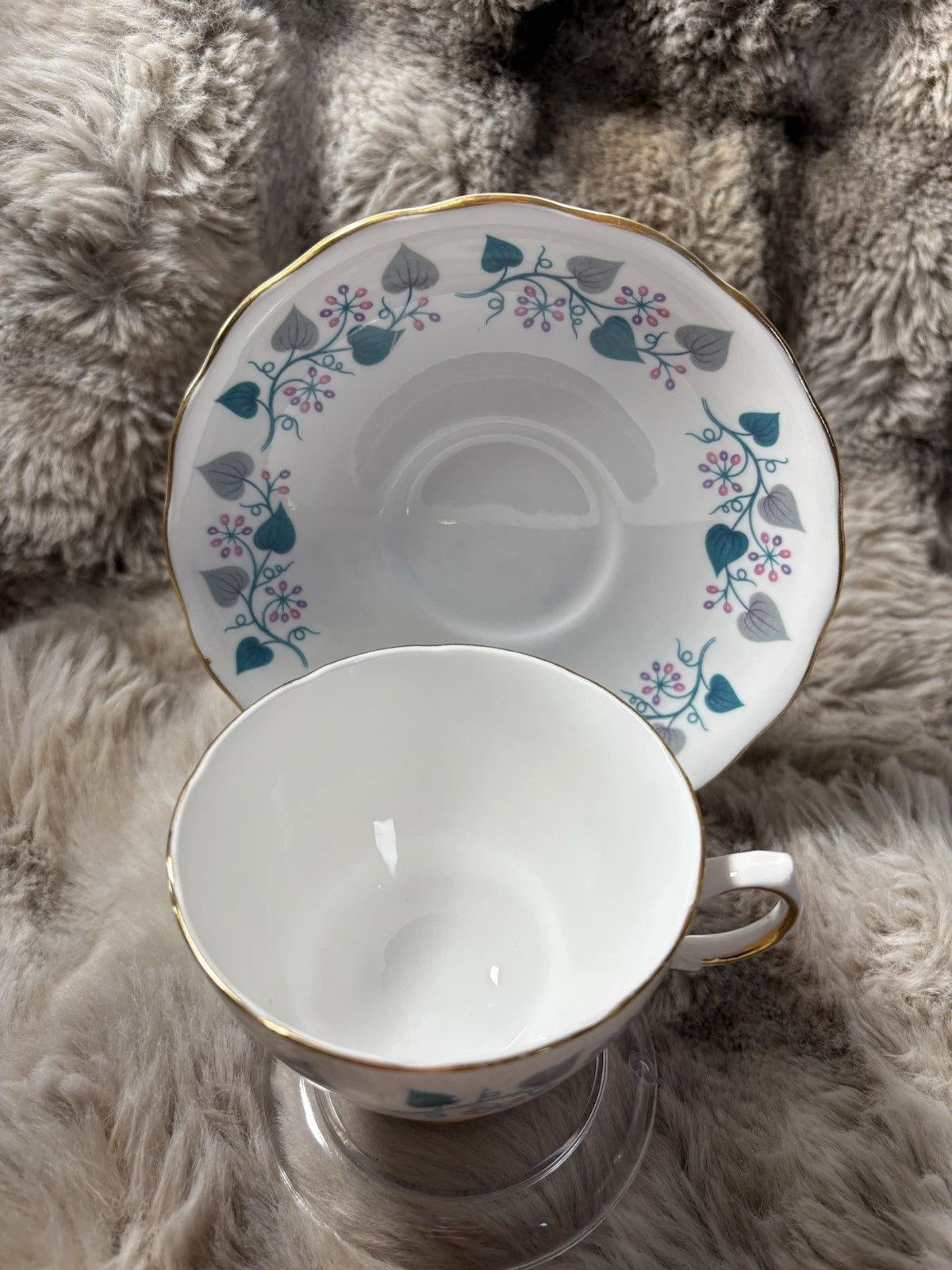 Vintage Royal Vale Bone China Tea Cup & Saucer - Pings