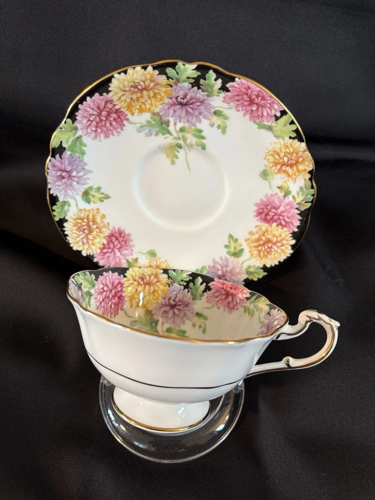 Vintage Double Warrant Paragon Mums Tea Cup & Saucer, Chrysanthemum flowers 1940
