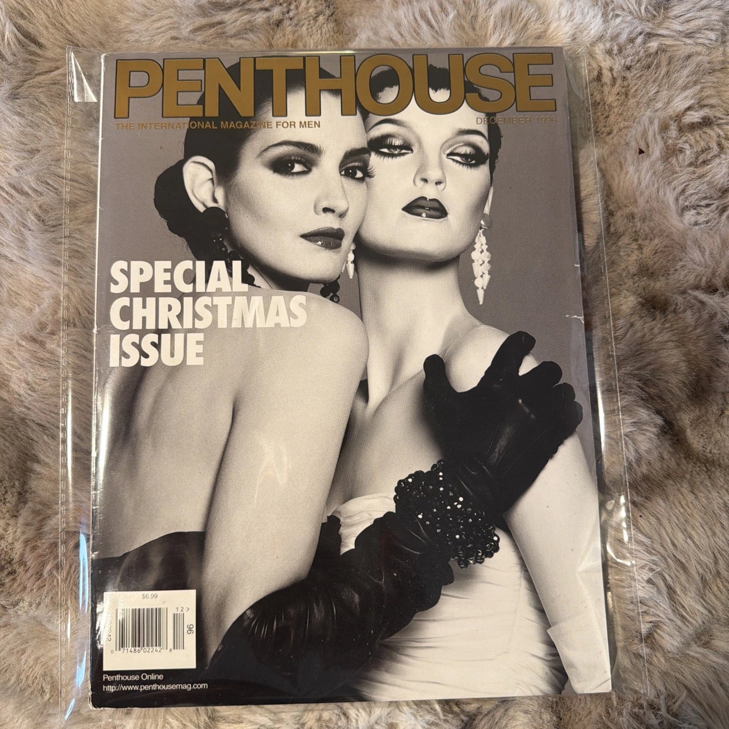 Penthouse - December 1996 - Special Christmas Issue
