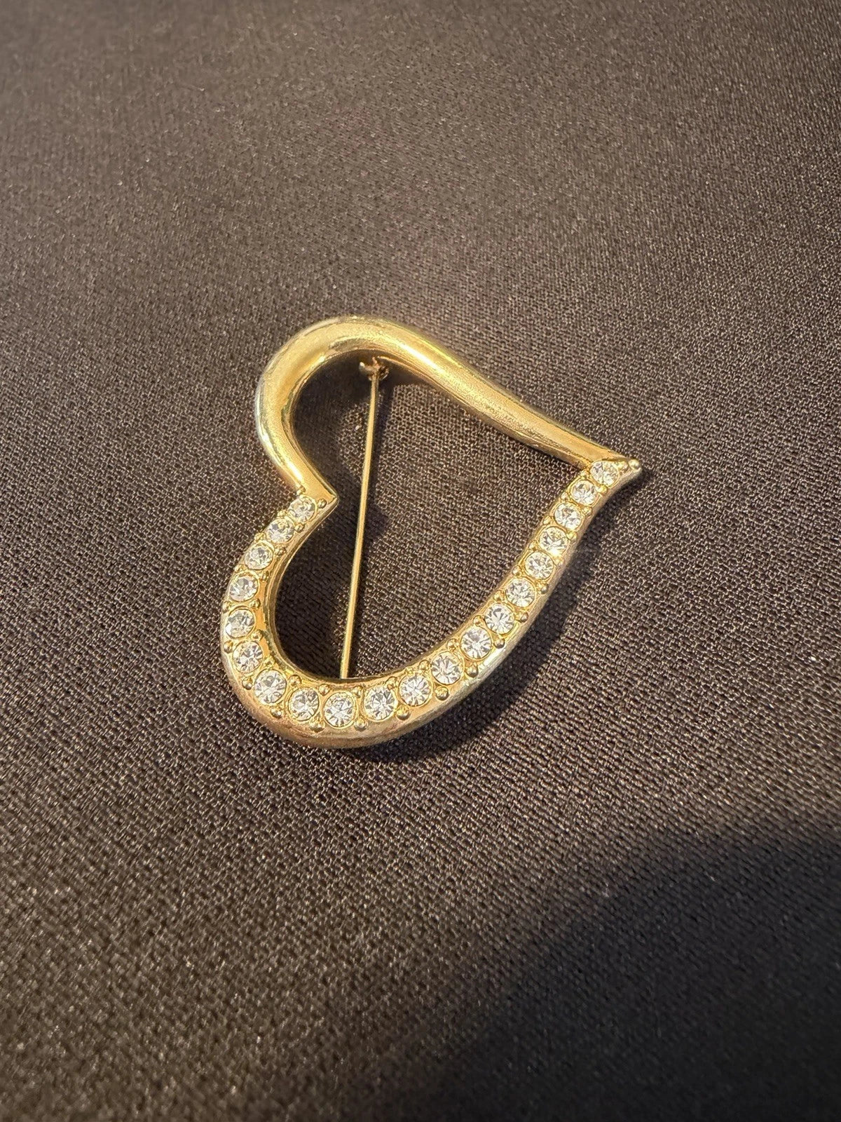 Vintage Avon Gold Tone Heart Brooch Rhinestone Accent Love Pin Signed Romantic