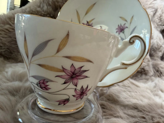 Regency tea cup and saucer - Pings
