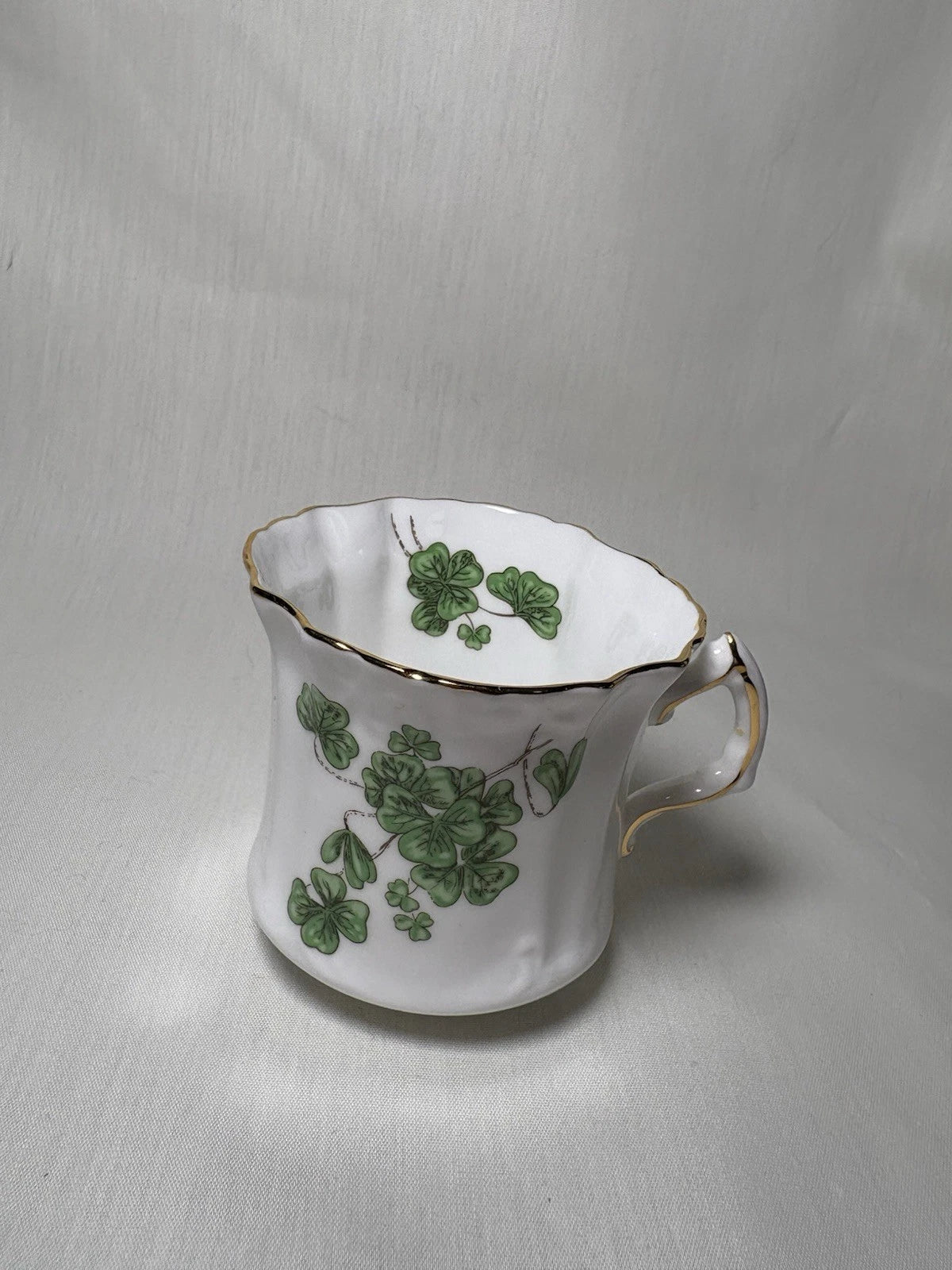 Vintage Hammersley "Lucky Shamrock" Bone China Embossed Tea Cup & Saucer- Pings